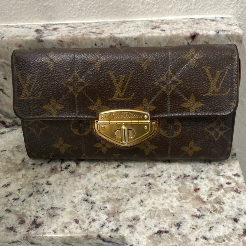 LOUIS VUITTON MONOGRAM CANVAS ETOILE SARAH WALLET - Picture 6 of 12